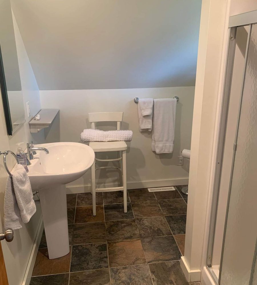 Bathroom of The Empty Nest Suite in Crooksville - AirBNB for rent.