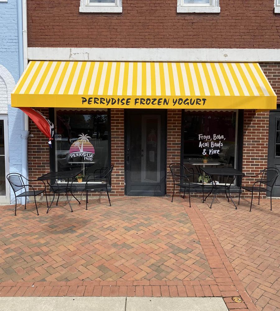 Exterior with seating at Perrydise Frozen Yogurt in Somerset, Perry County, Ohio